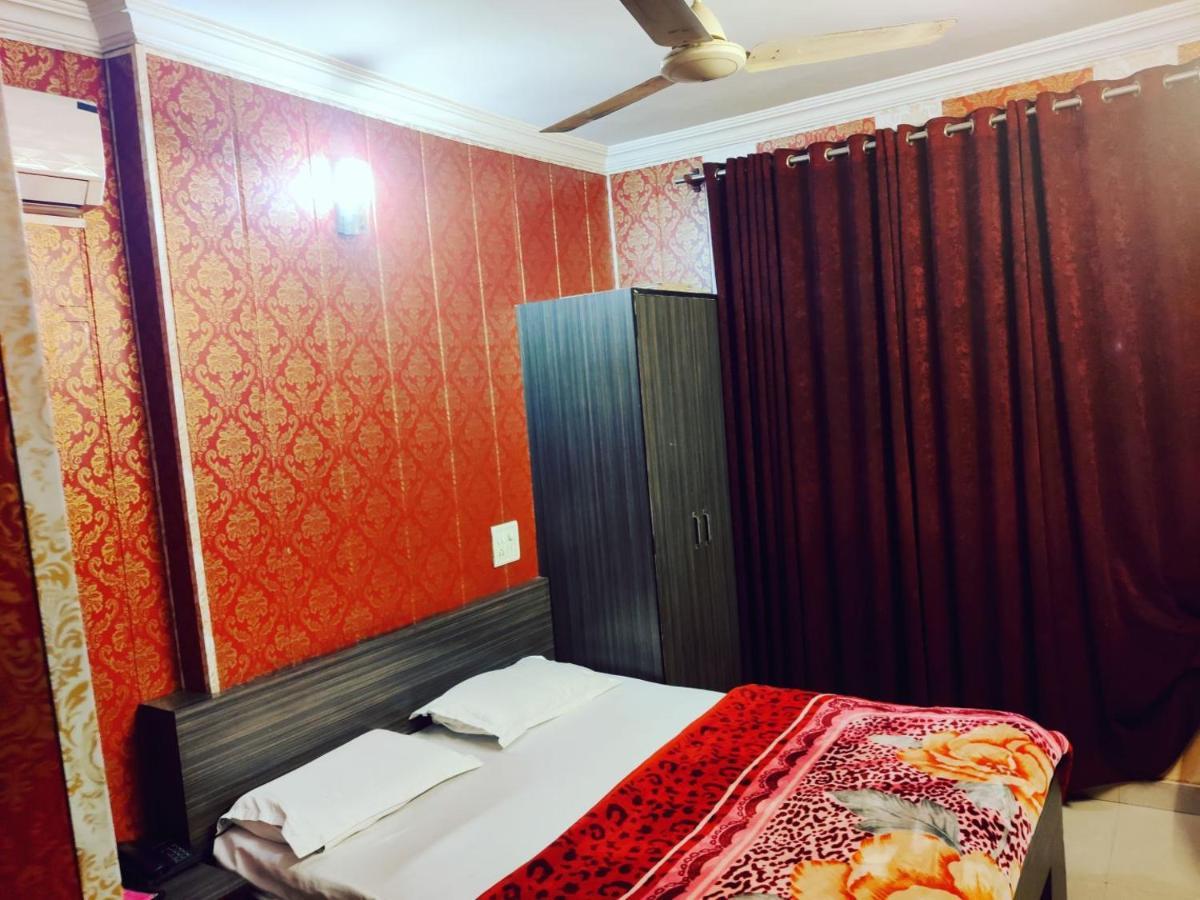 Hotel Novelty Jammu Exterior photo